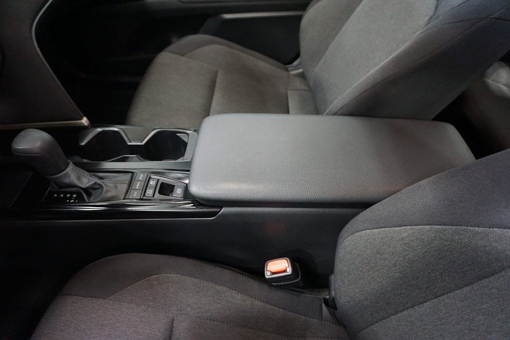 Thumbnail: 2025 Toyota Camry - 10