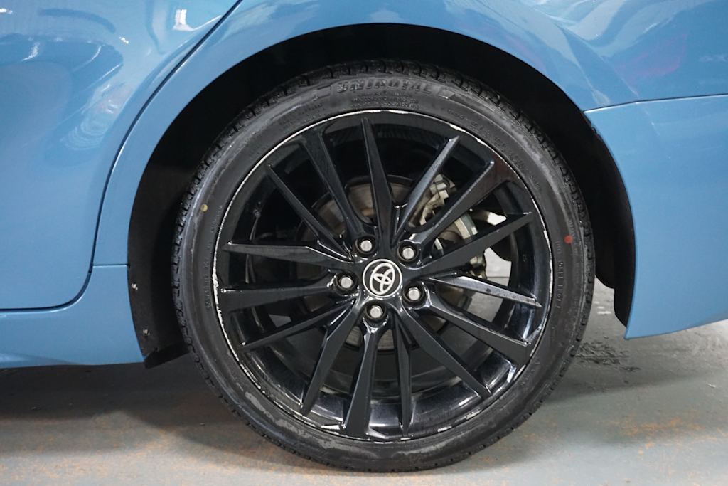 Thumbnail: 2023 Toyota Camry - 17