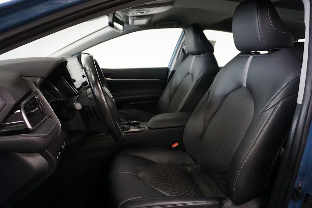 Thumbnail: 2023 Toyota Camry - 8