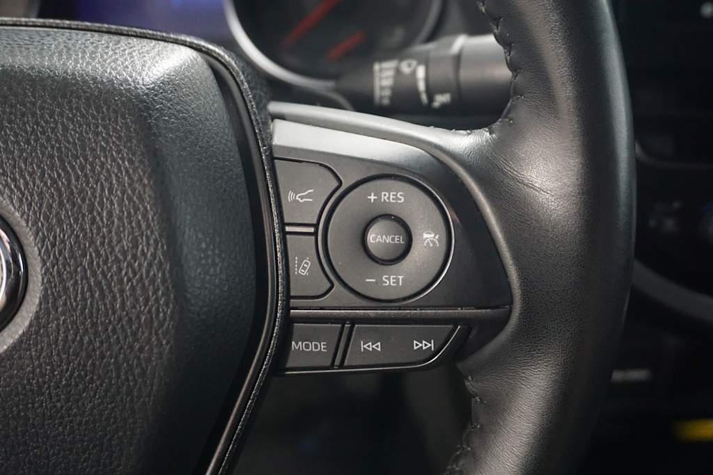 Thumbnail: 2023 Toyota Camry - 25