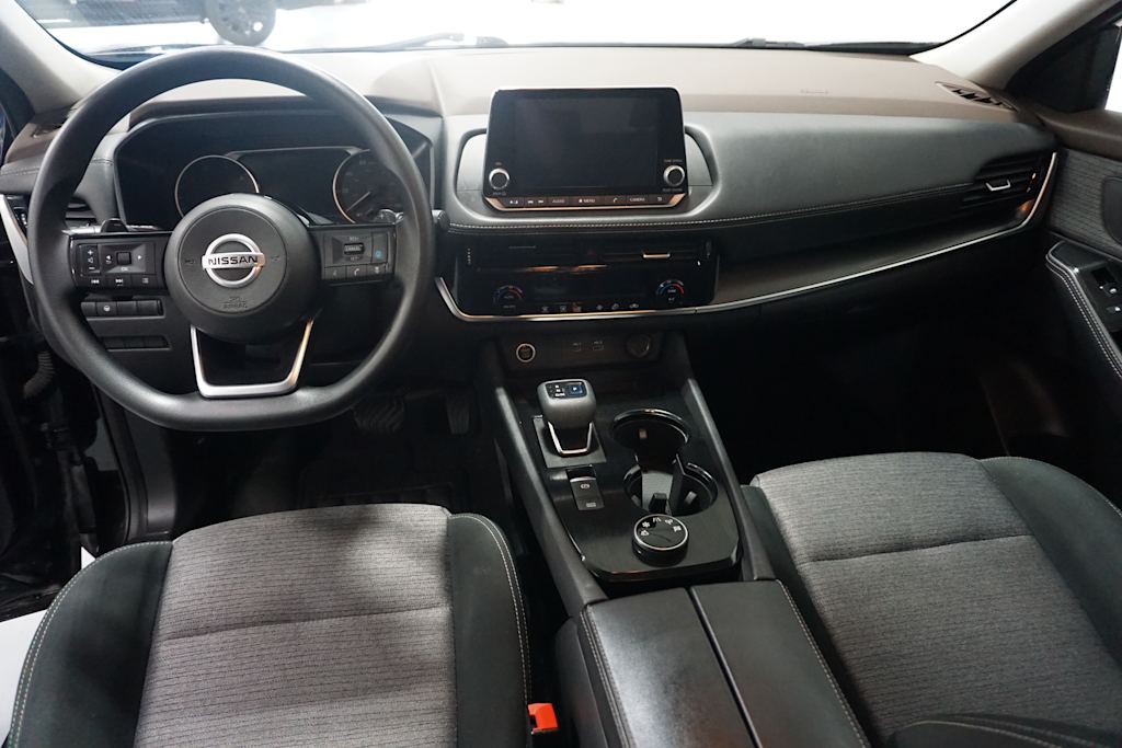 2021 Nissan Rogue SV 8