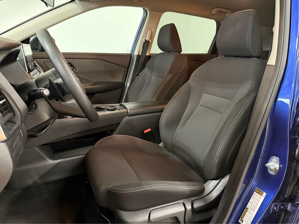 Thumbnail: 2023 Nissan Rogue - 8