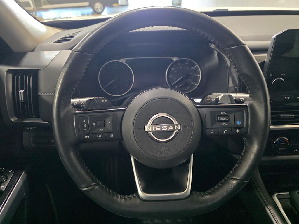 Thumbnail: 2023 Nissan Pathfinder - 7