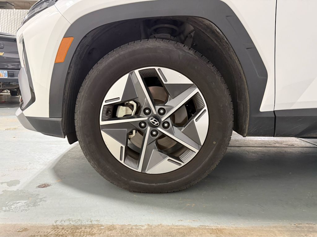 Thumbnail: 2025 Hyundai Tucson - 18