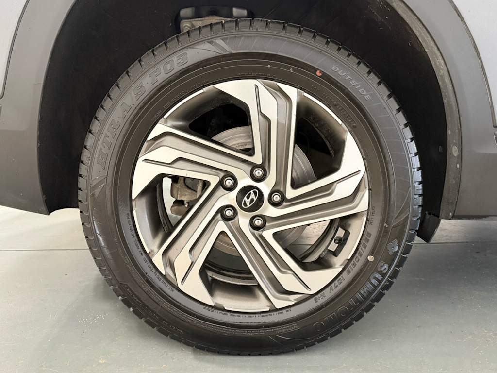 Thumbnail: 2023 Hyundai Santa Fe - 18