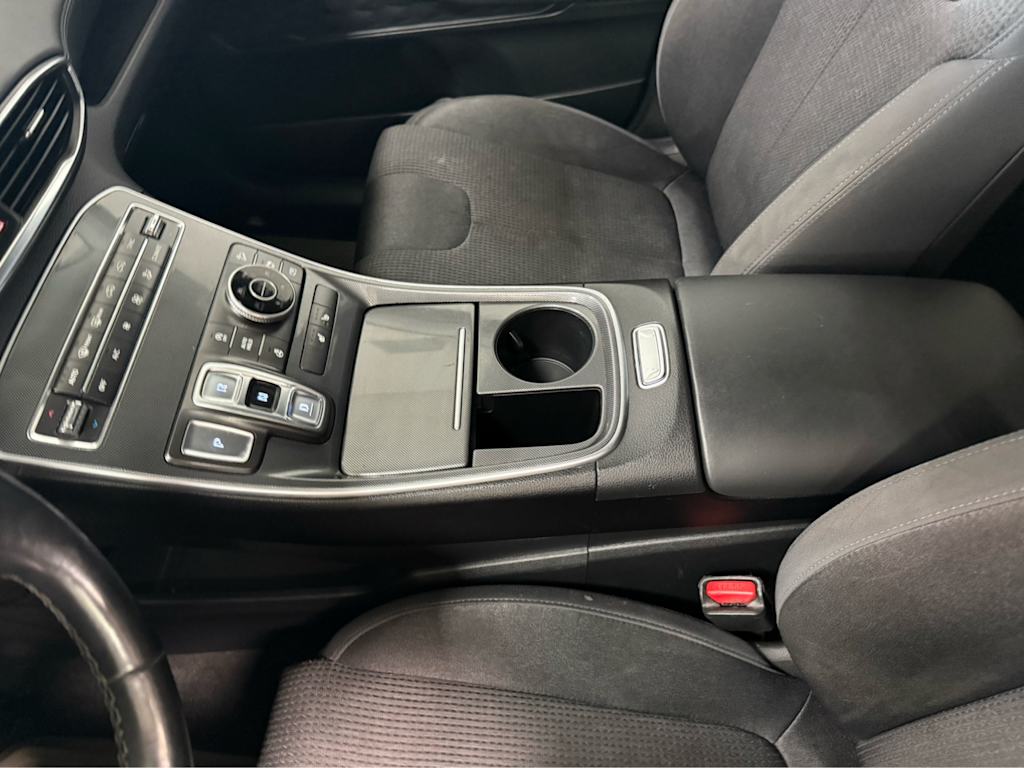 Thumbnail: 2021 Hyundai Santa Fe - 10