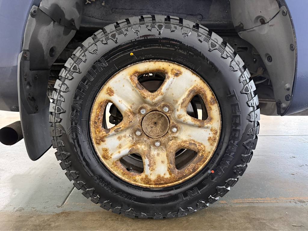 Thumbnail: 2013 Toyota Tundra - 19