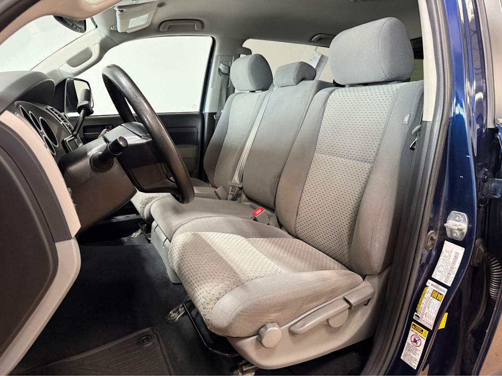 Thumbnail: 2013 Toyota Tundra - 9