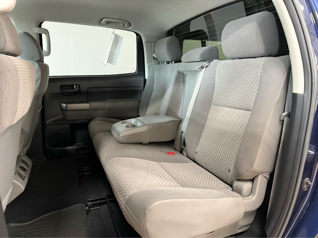 Thumbnail: 2013 Toyota Tundra - 21