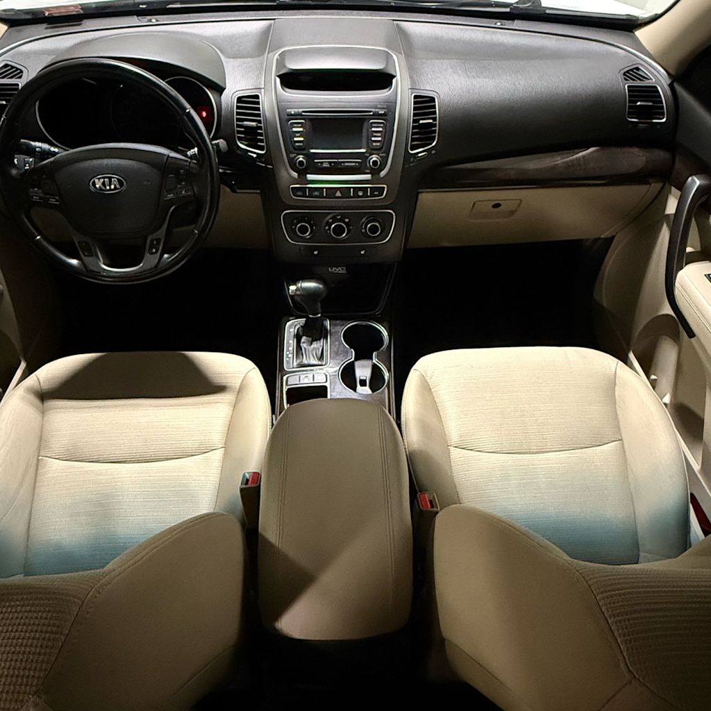 Thumbnail: 2015 Kia Sorento - 2