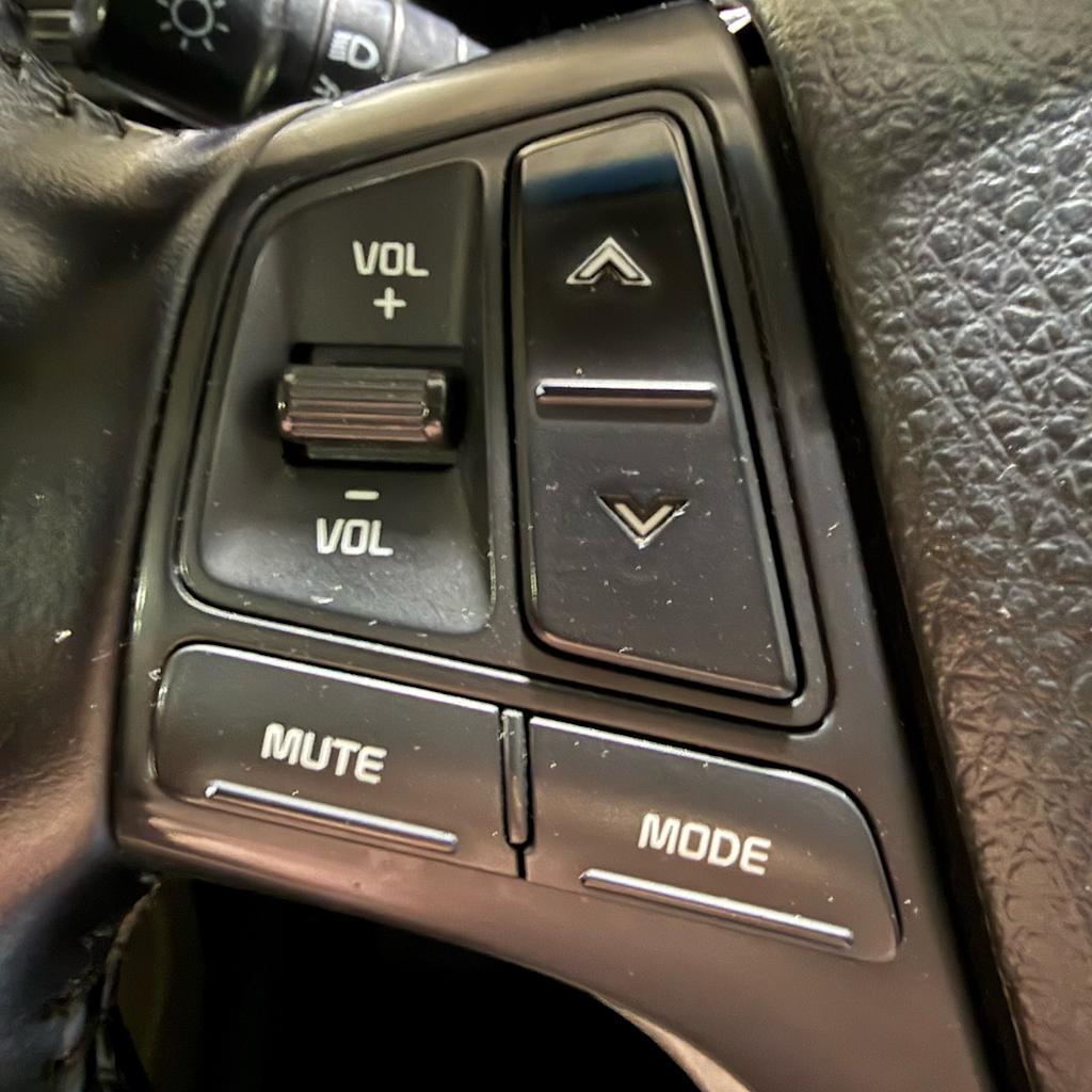 Thumbnail: 2015 Kia Sorento - 19