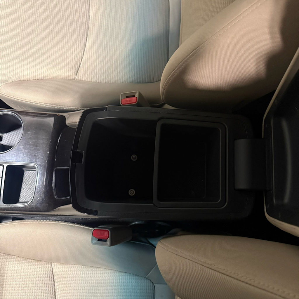 Thumbnail: 2015 Kia Sorento - 21