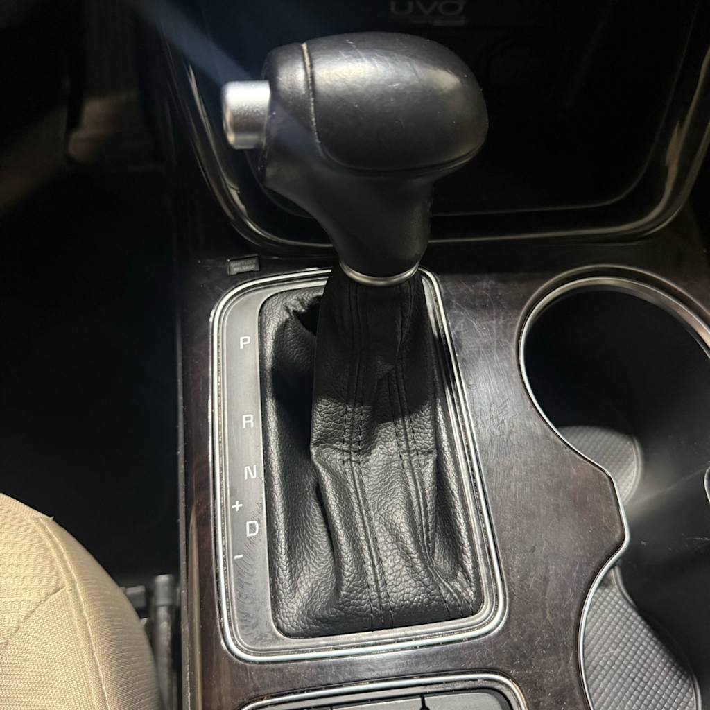 Thumbnail: 2015 Kia Sorento - 13