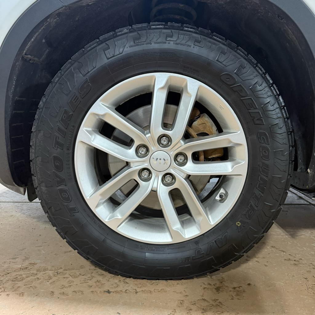 Thumbnail: 2015 Kia Sorento - 25