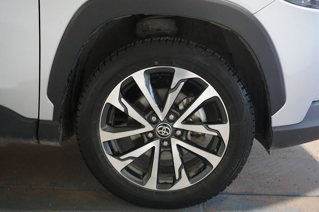 Thumbnail: 2023 Toyota Corolla Cross - 19