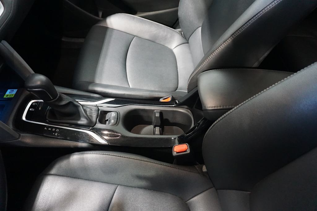 Thumbnail: 2023 Toyota Corolla Cross - 10