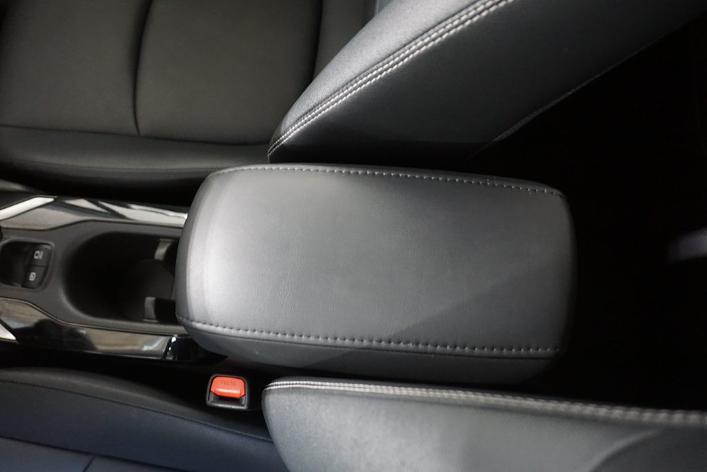 Thumbnail: 2023 Toyota Corolla Cross - 22