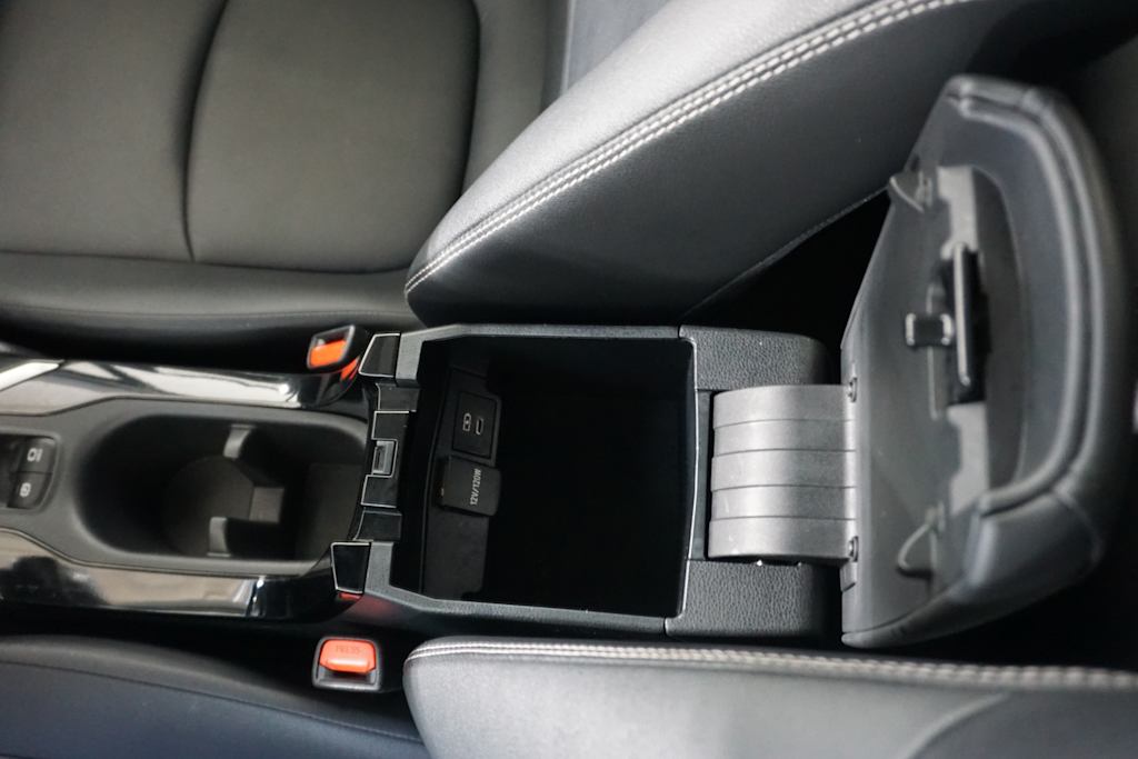 Thumbnail: 2023 Toyota Corolla Cross - 23