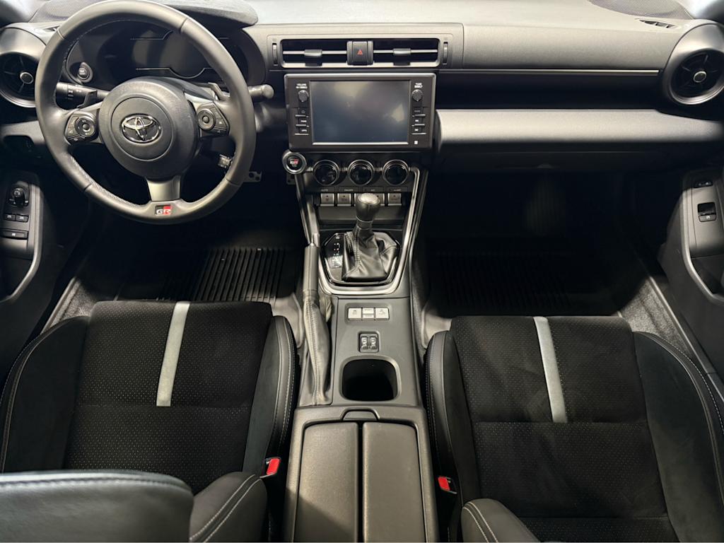 Thumbnail: 2024 Toyota GR86 - 2