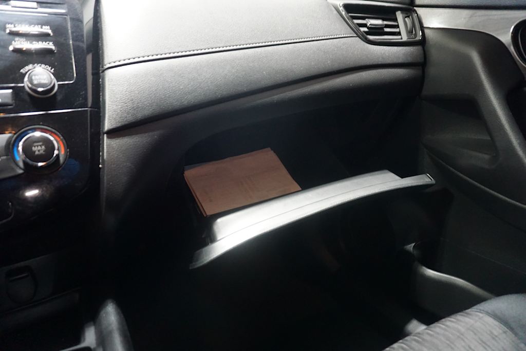 Thumbnail: 2017 Nissan Rogue - 21