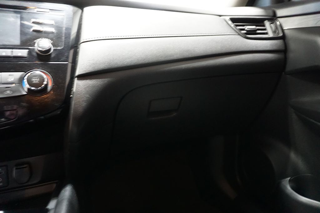 Thumbnail: 2017 Nissan Rogue - 20