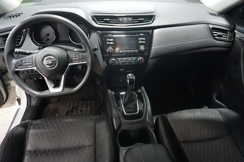 Thumbnail: 2017 Nissan Rogue - 6