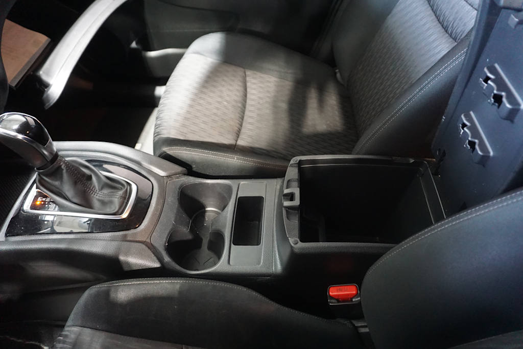 Thumbnail: 2017 Nissan Rogue - 22