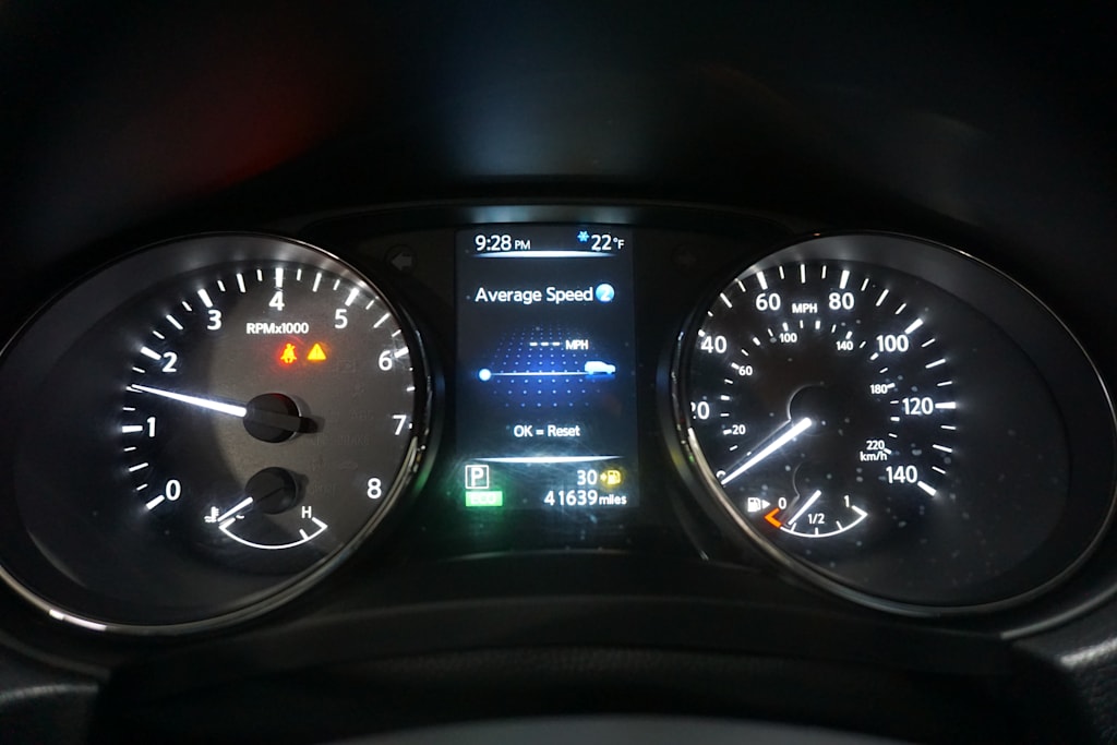 Thumbnail: 2017 Nissan Rogue - 27