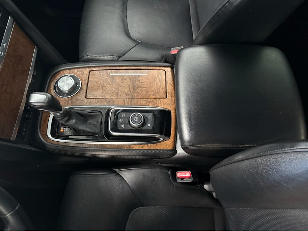 Thumbnail: 2022 Nissan Armada - 10