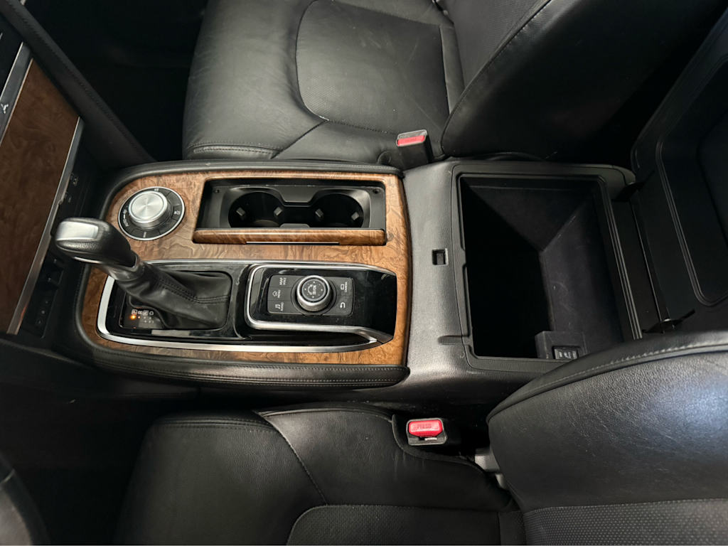 Thumbnail: 2022 Nissan Armada - 25
