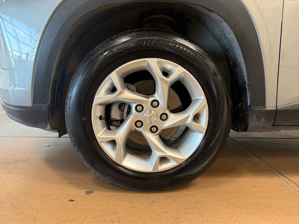 Thumbnail: 2024 Chevrolet Trax - 17