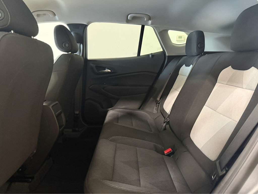 Thumbnail: 2024 Chevrolet Trax - 9