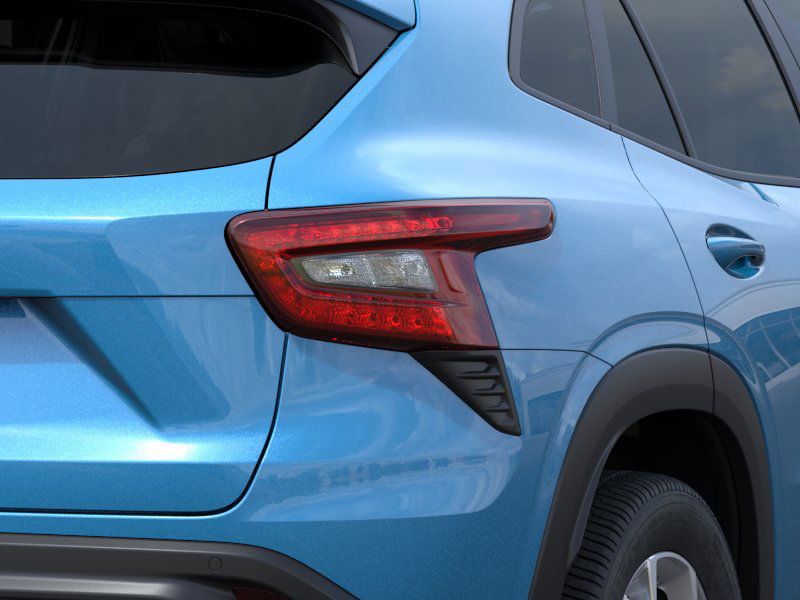 2025 Chevrolet Trax LS 18