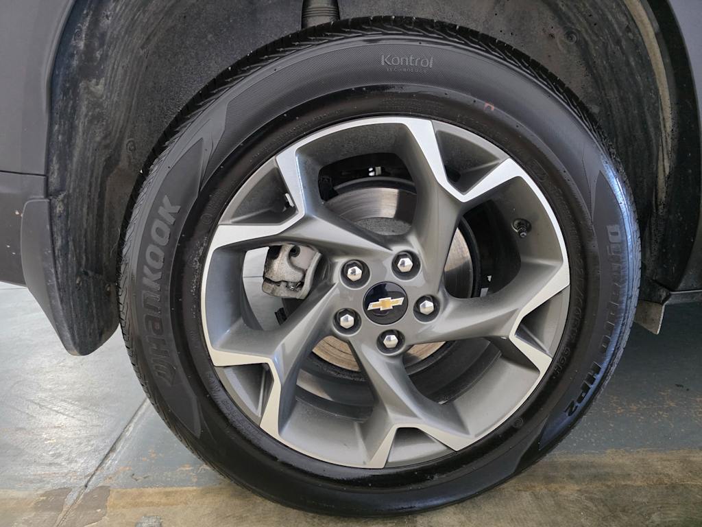 Thumbnail: 2025 Chevrolet Trax - 19
