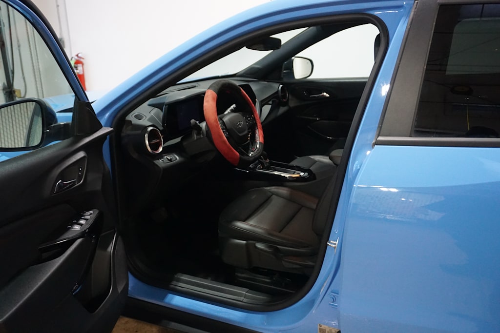 Thumbnail: 2024 Chevrolet Trax - 16