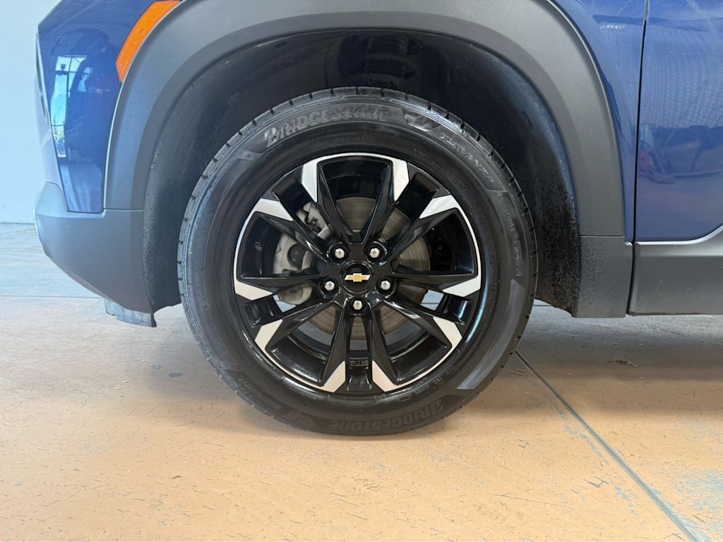 Thumbnail: 2023 Chevrolet TrailBlazer - 5