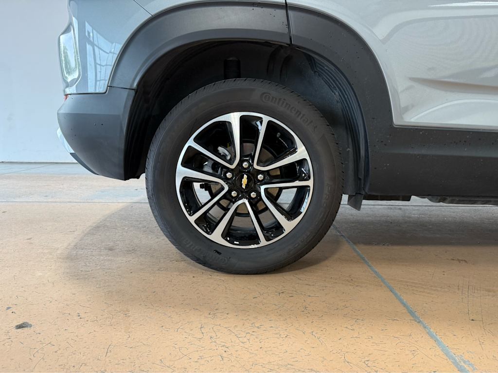 Thumbnail: 2026 Chevrolet TrailBlazer - 16