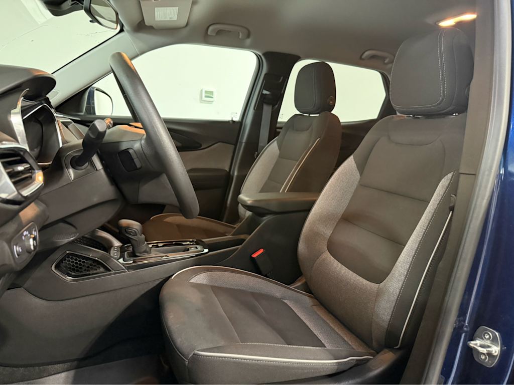 Thumbnail: 2023 Chevrolet TrailBlazer - 7