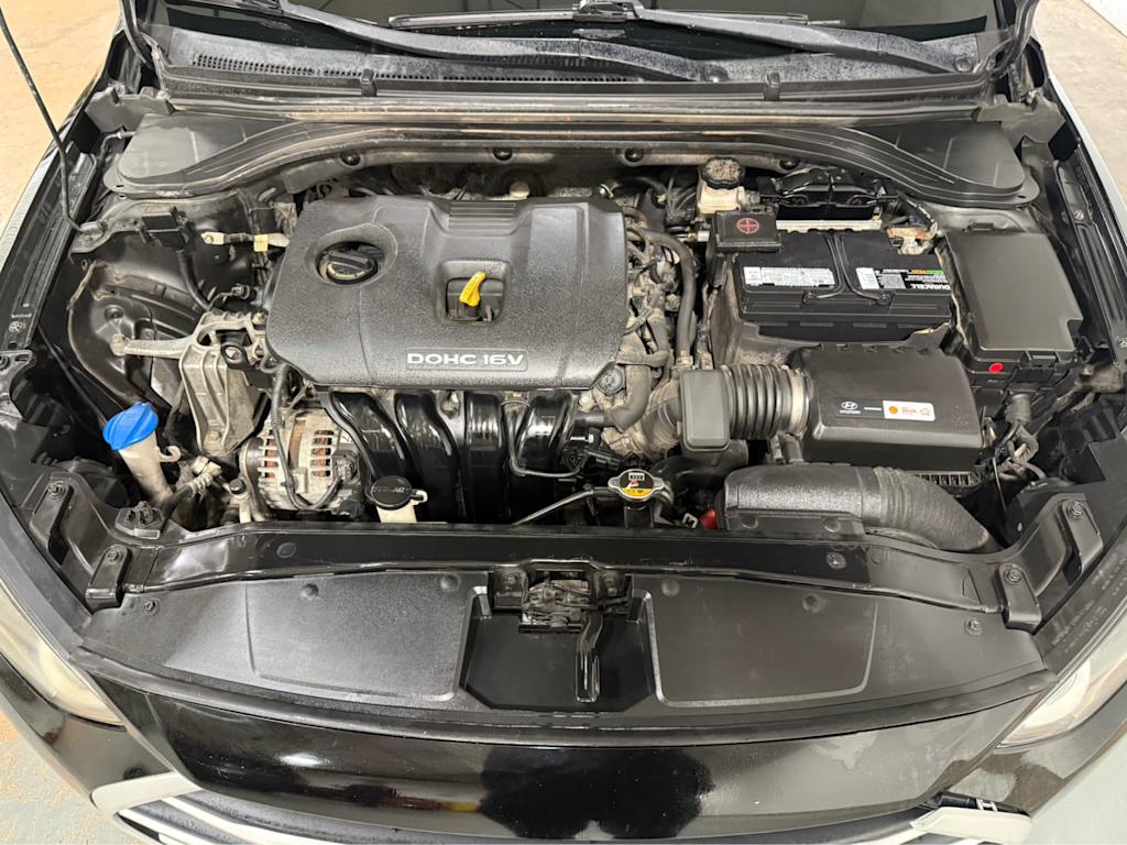 Thumbnail: 2018 Hyundai Elantra - 6