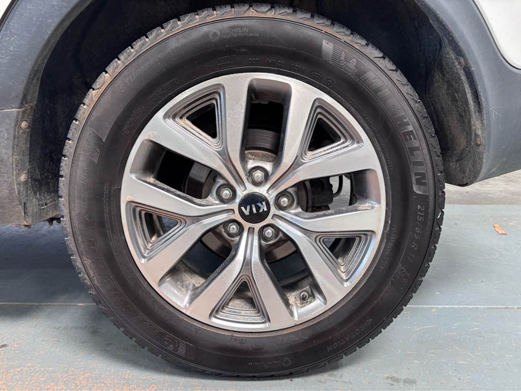 Thumbnail: 2015 Kia Sportage - 20