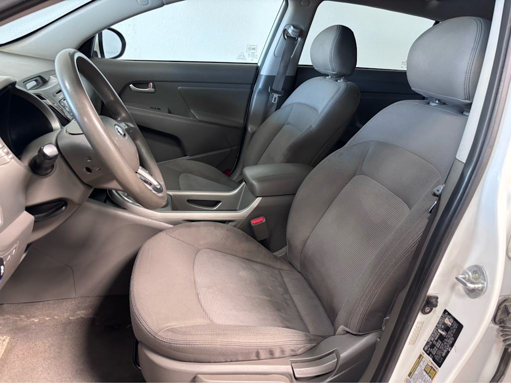 Thumbnail: 2015 Kia Sportage - 8