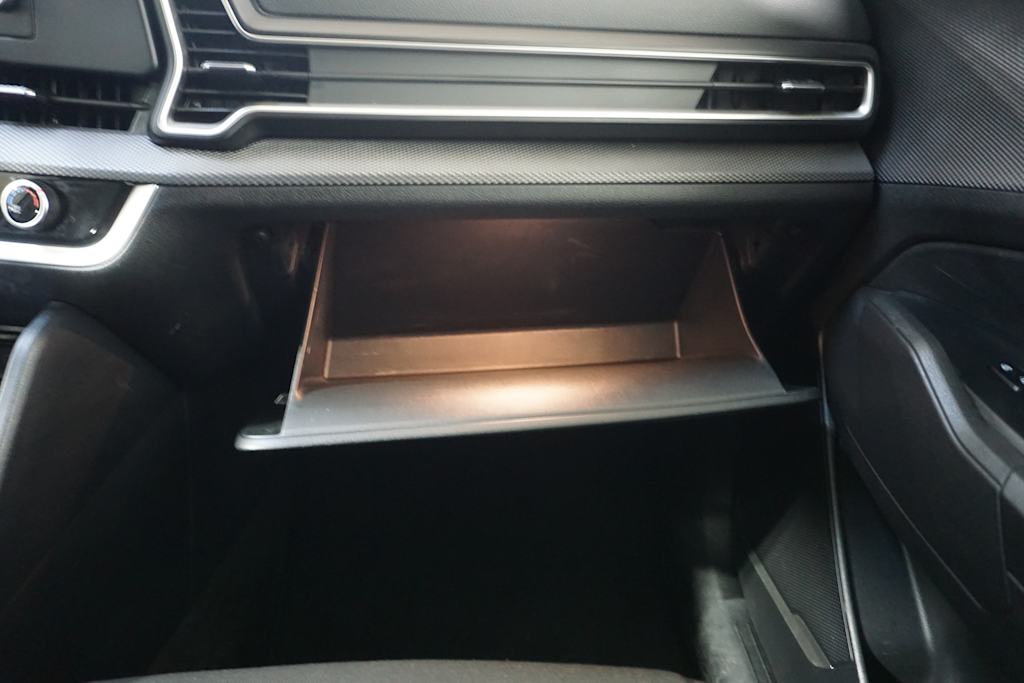 Thumbnail: 2024 Kia Sportage - 21