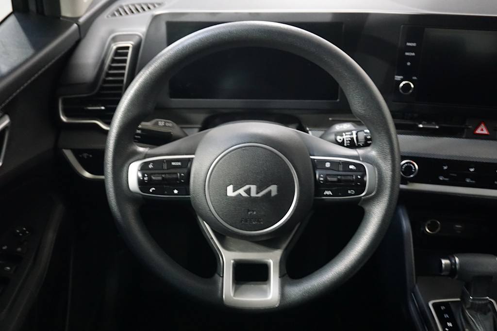 Thumbnail: 2024 Kia Sportage - 7