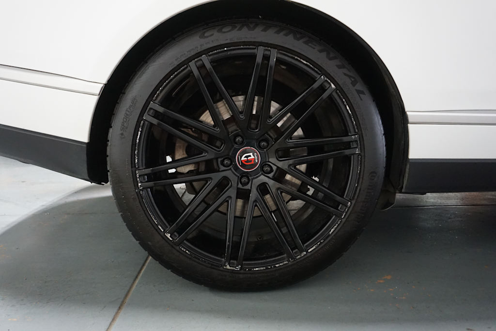 Thumbnail: 2016 Land Rover Range Rover - 18