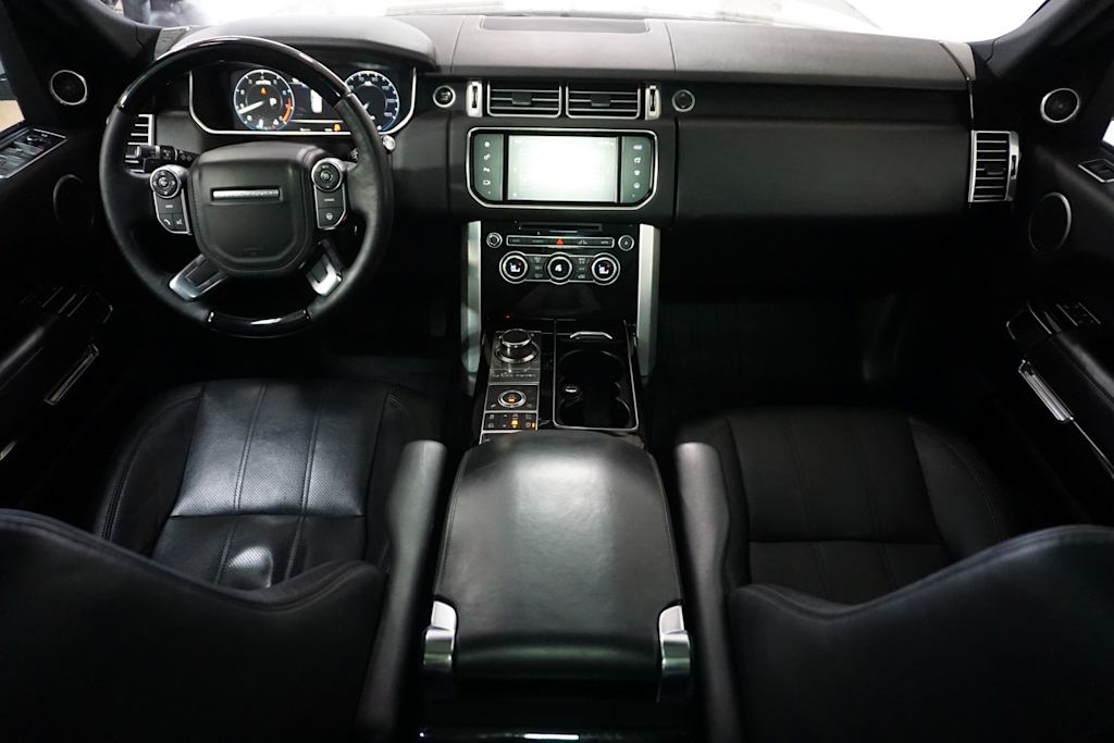 Thumbnail: 2016 Land Rover Range Rover - 2