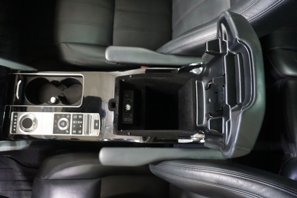 Thumbnail: 2016 Land Rover Range Rover - 22