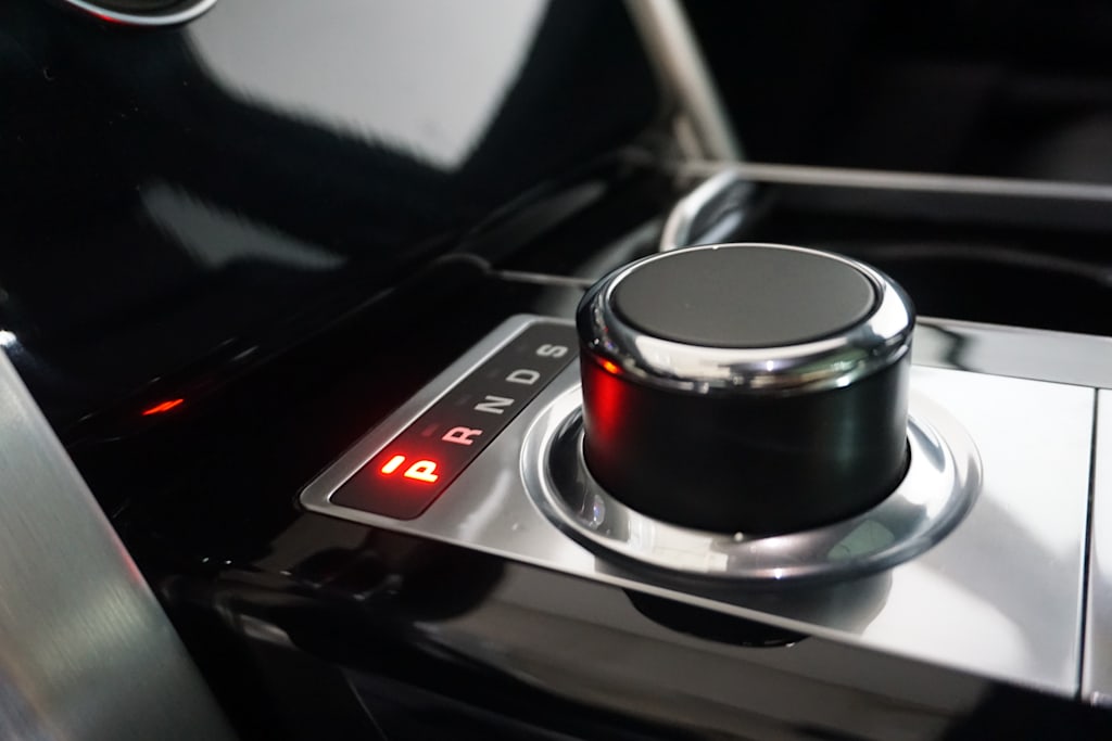 Thumbnail: 2016 Land Rover Range Rover - 24