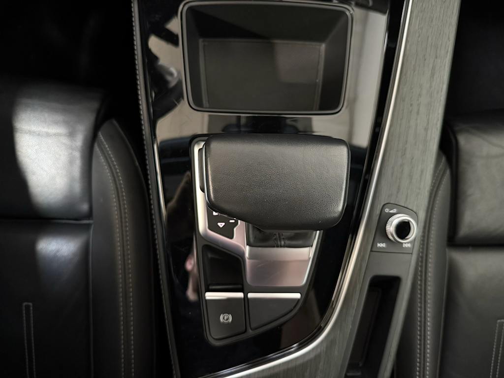 Thumbnail: 2024 Audi A5 - 10