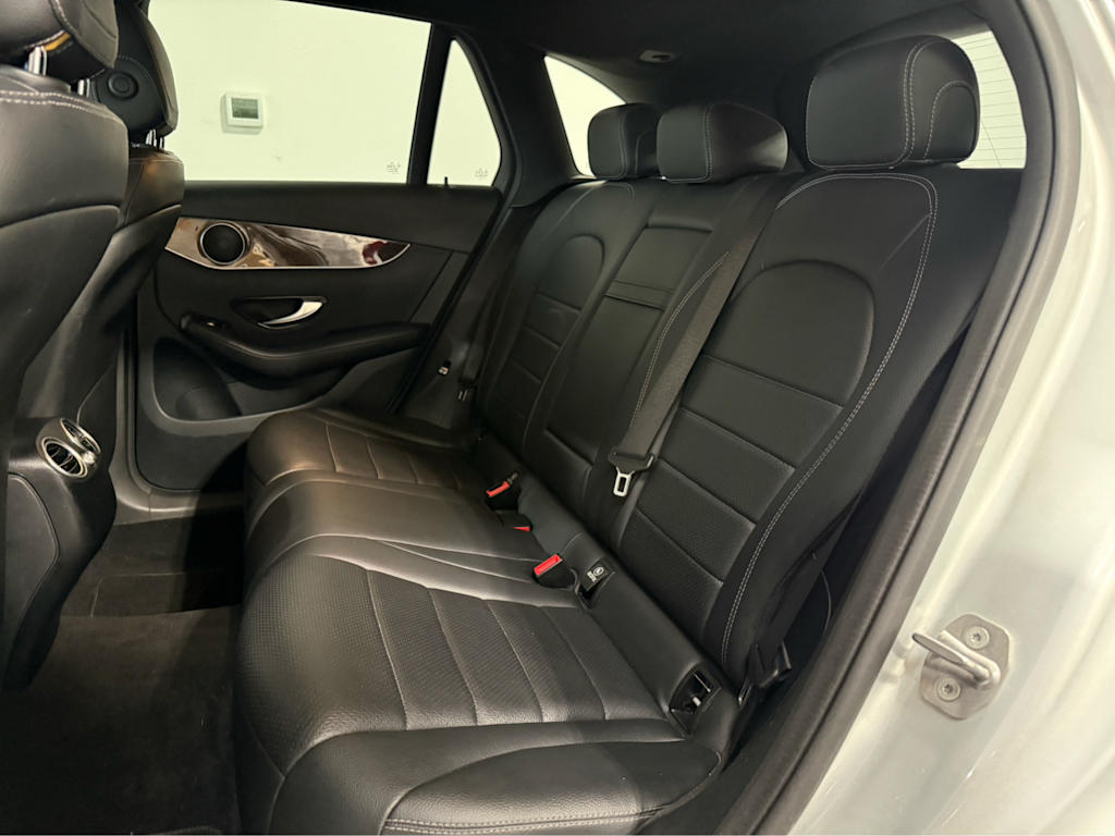 Thumbnail: 2018 Mercedes-Benz GLC - 9