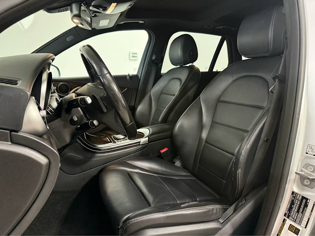Thumbnail: 2018 Mercedes-Benz GLC - 8